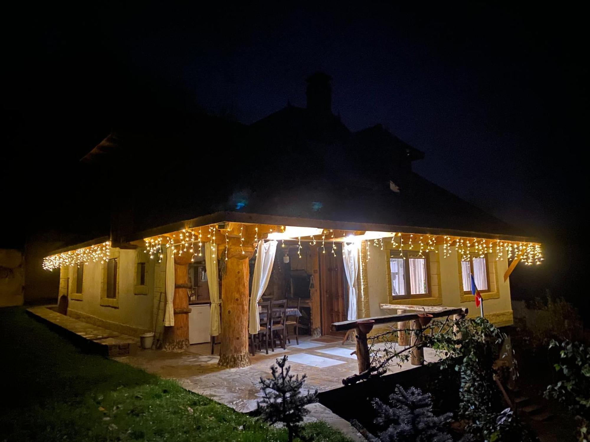 Casa Cu Sindrila Villa Valenii de Munte Ngoại thất bức ảnh