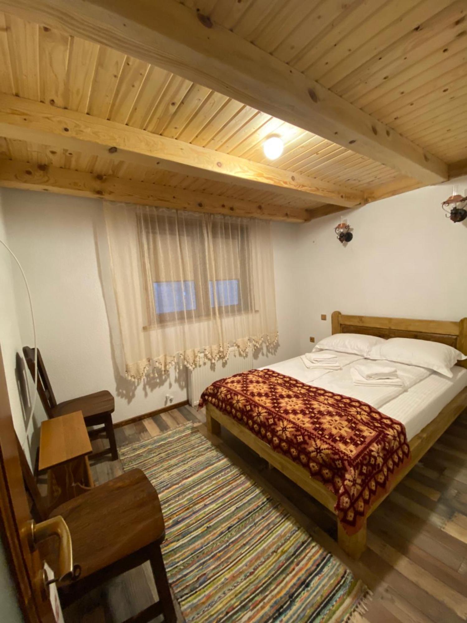 Casa Cu Sindrila Villa Valenii de Munte Ngoại thất bức ảnh